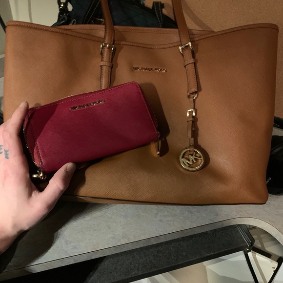 Michael kors bundle 130 - Picture 2 of 10